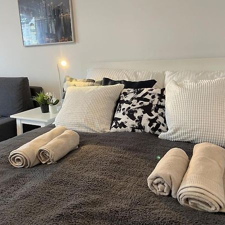 Charming Apartment Near City Center Bécs Kültér fotó