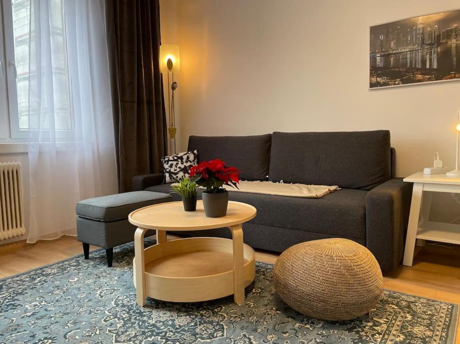 Charming Apartment Near City Center Bécs Kültér fotó